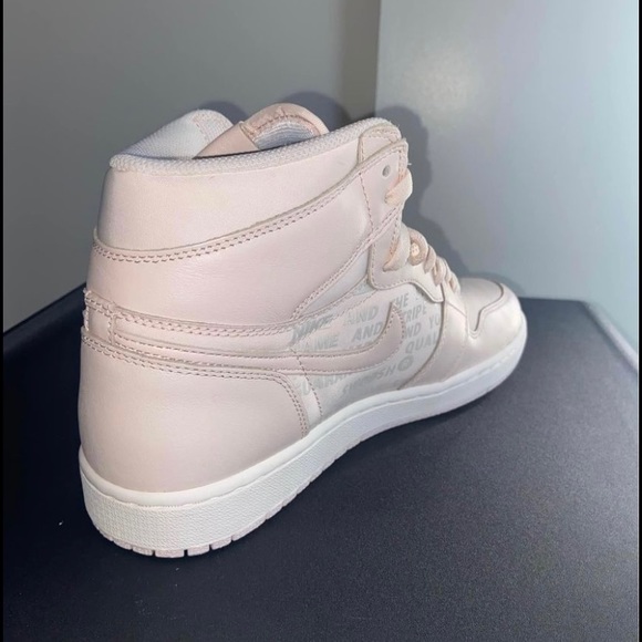 Jordan 1 OG High “Guava Ice”🧊🧊 Size 10.5 Men’s, Brand New, No Box, Authentic💯 - Picture 4 of 9